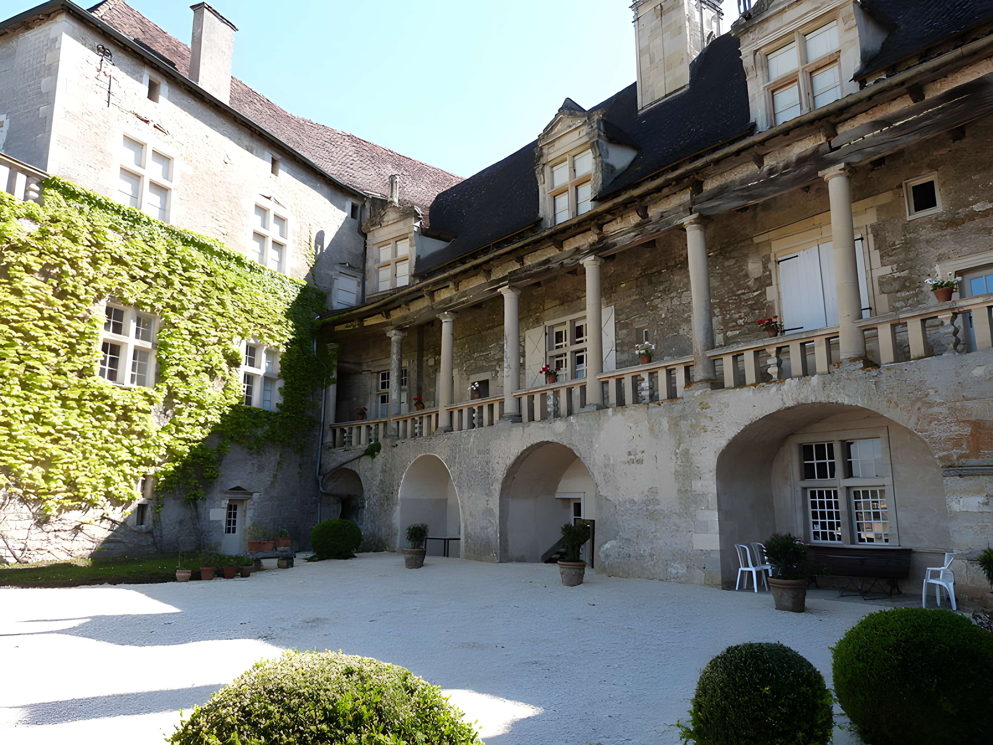 Château de Cénevières