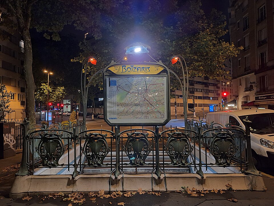 Métropolitain, station Botzaris