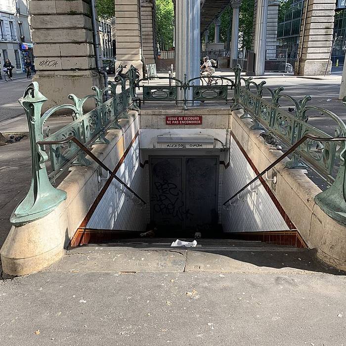 Photo de Métropolitain, station Jaurès