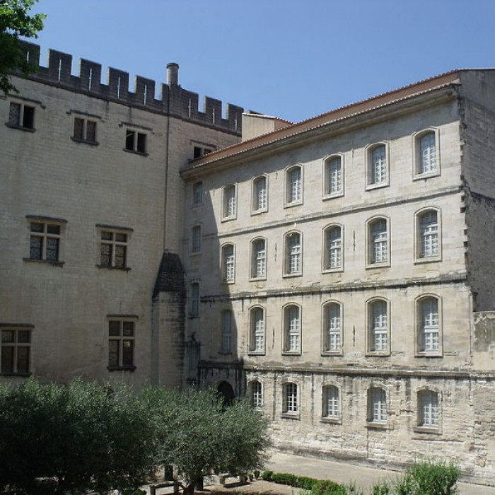 Photo de Livrées cardinalices dAvignon