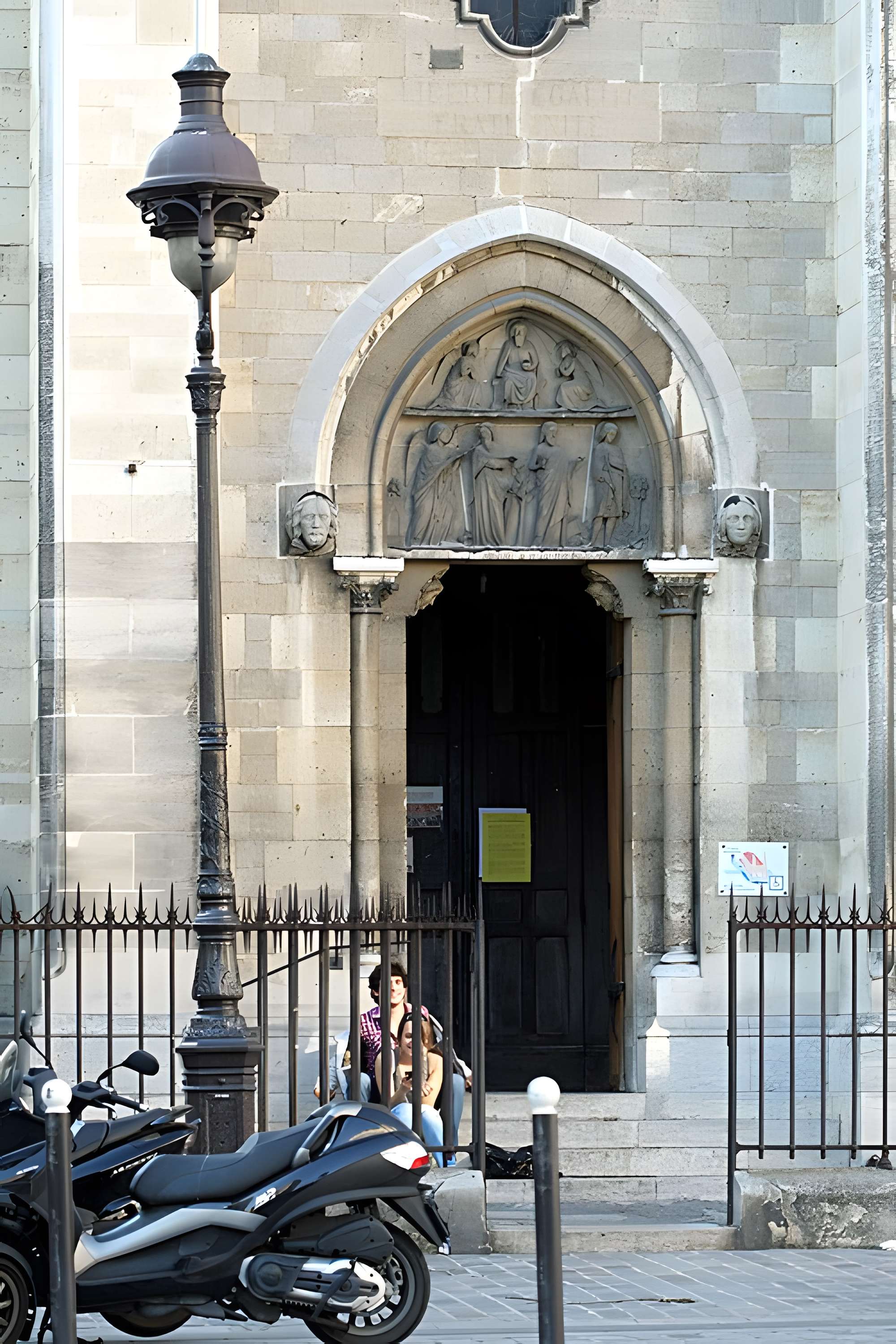 Église Saint-Jean-Baptiste-de-Belleville