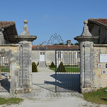 Logis de Boussac à Cherves-Richemont