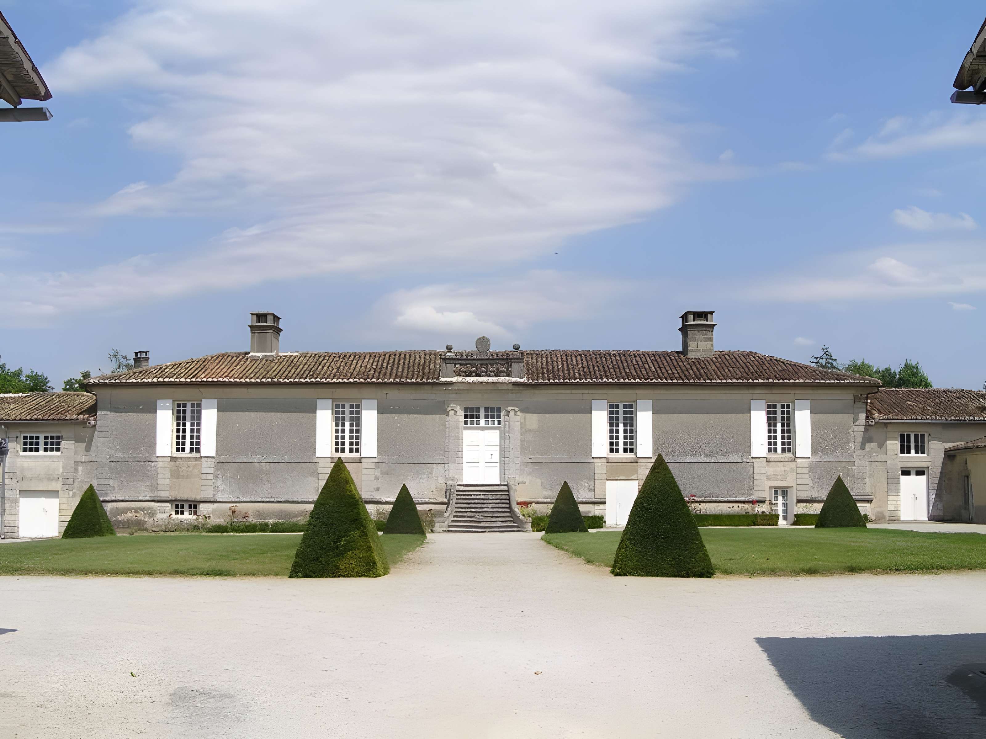 Logis de Boussac à Cherves-Richemont 
