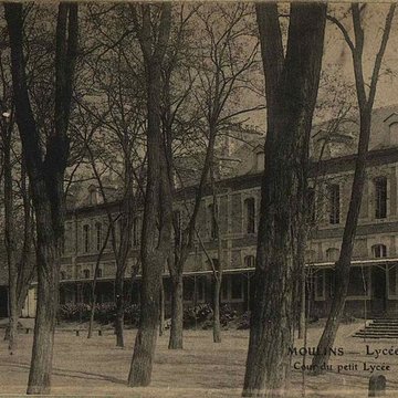 Lycée Théodore-de-Banville à Moulins