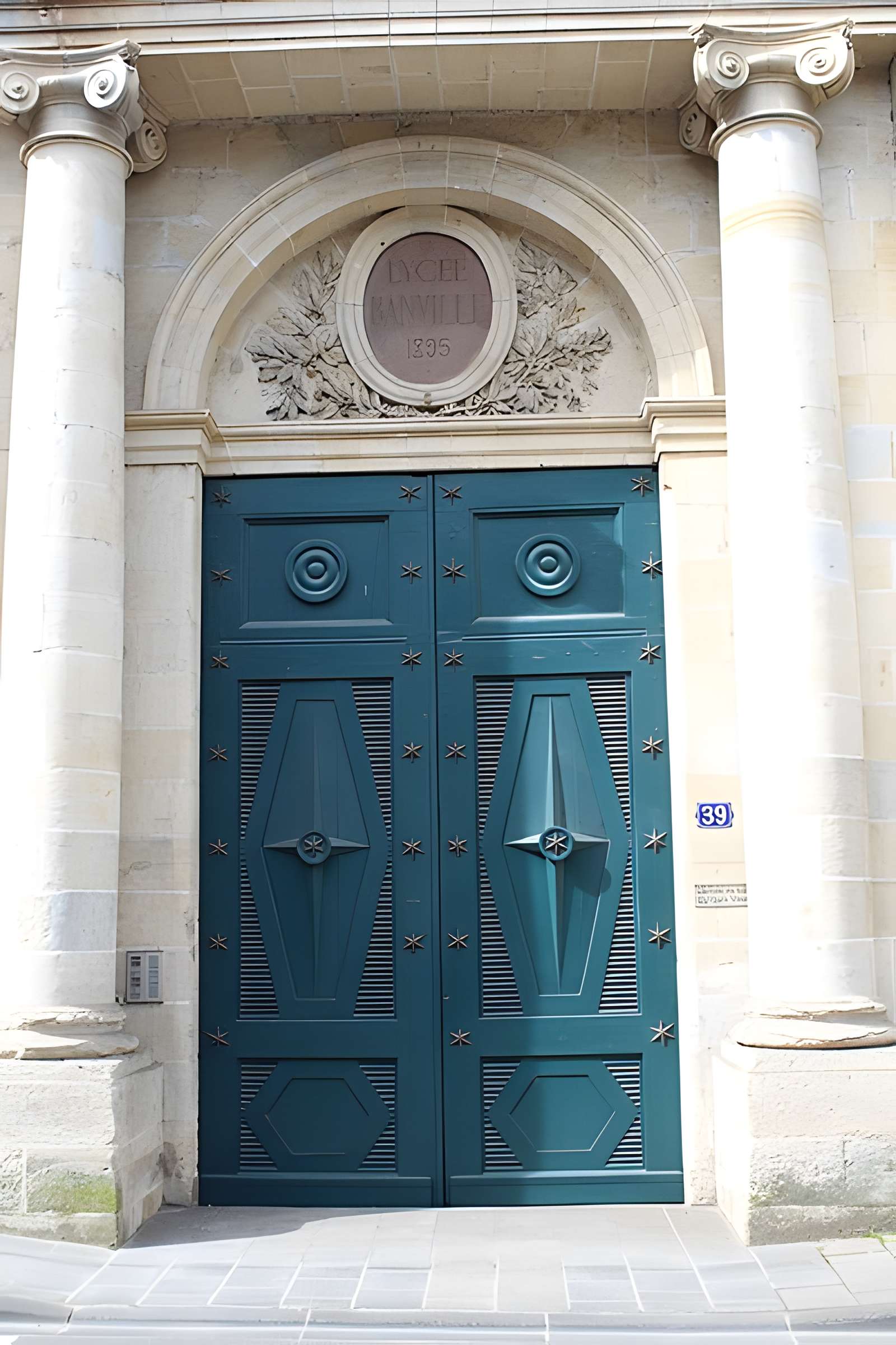 Lycée Théodore-de-Banville à Moulins
