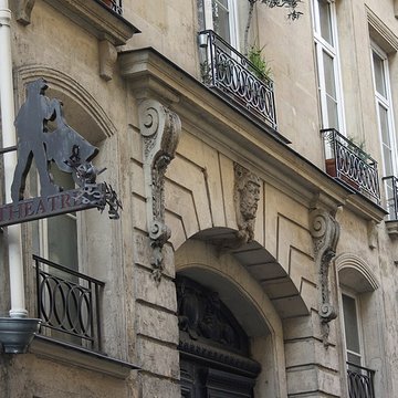 Immeuble abritant le théâtre des Déchargeurs