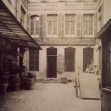 Immeuble abritant le théâtre des Déchargeurs