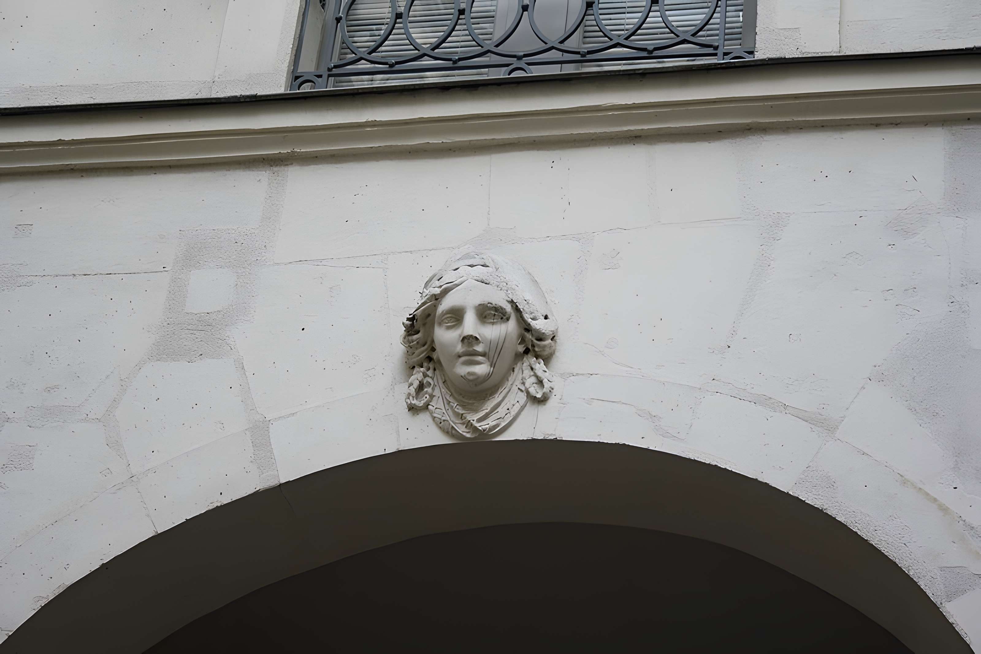 Immeuble abritant le théâtre des Déchargeurs