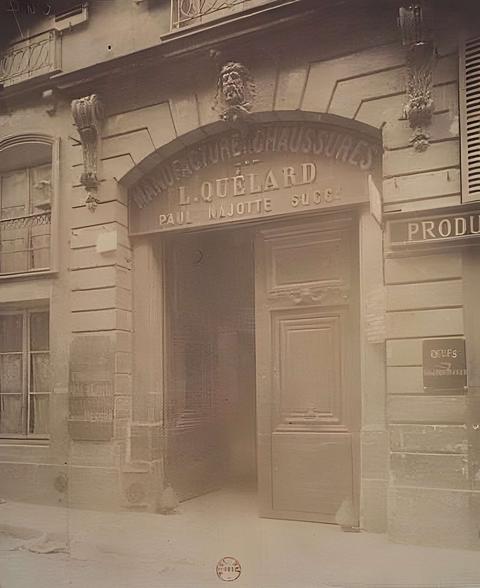 Immeuble abritant le théâtre des Déchargeurs