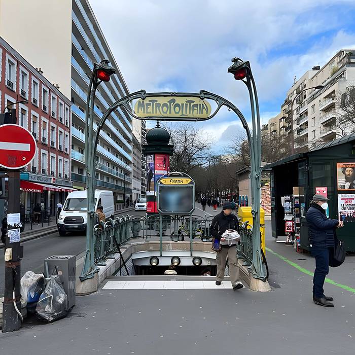 Photo de Métropolitain, station Alexandre-Dumas