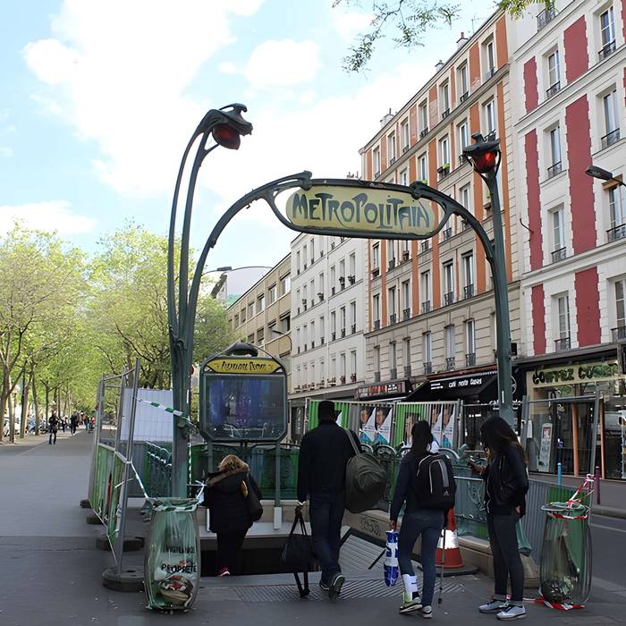 Photo de Métropolitain, station Alexandre-Dumas