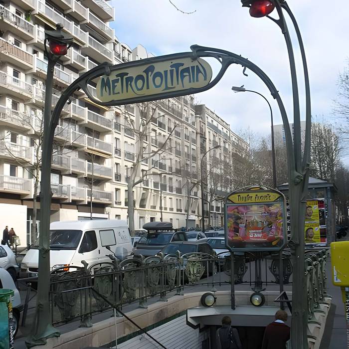 Photo de Métropolitain, station Alexandre-Dumas