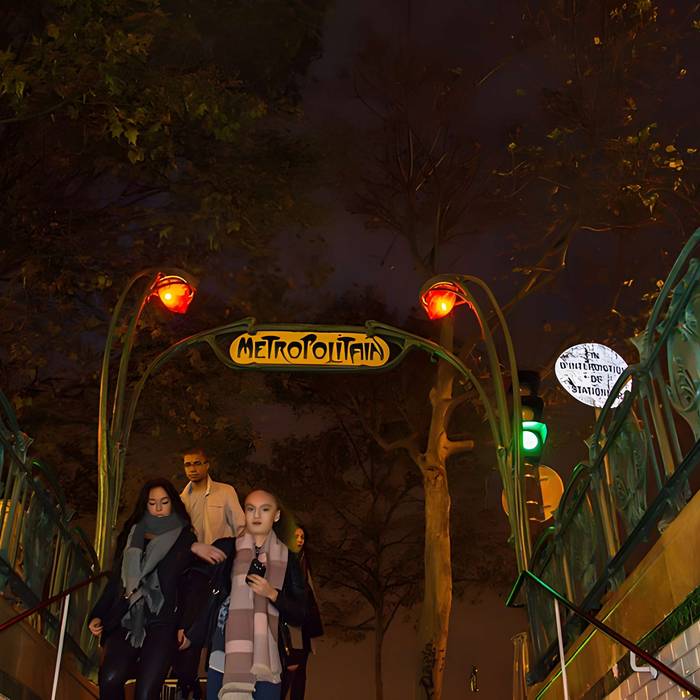 Photo de Métropolitain, station Alexandre-Dumas