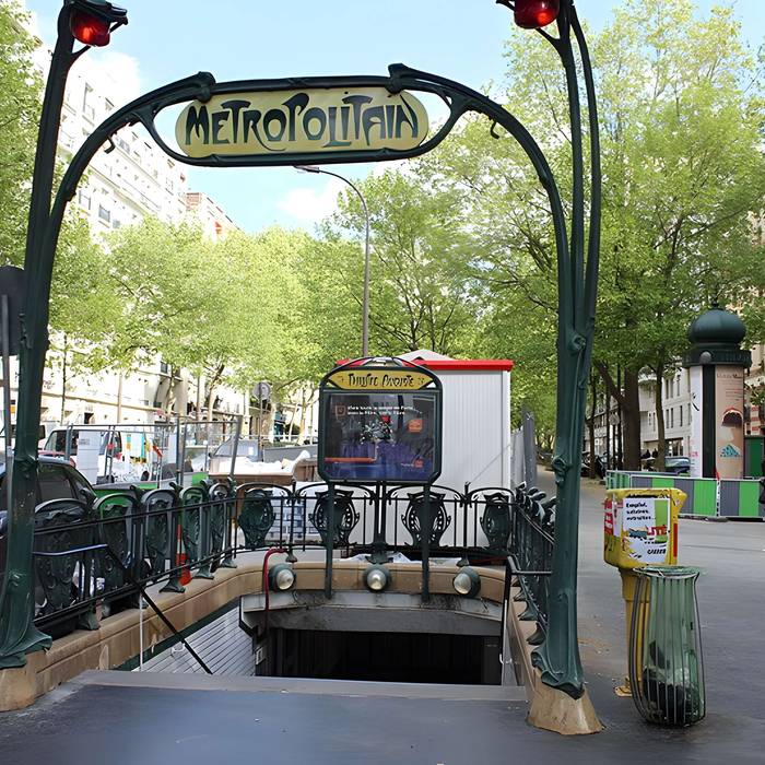 Photo de Métropolitain, station Alexandre-Dumas