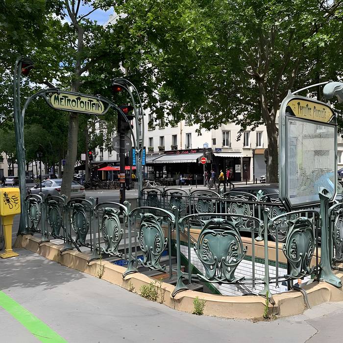 Photo de Métropolitain, station Alexandre-Dumas