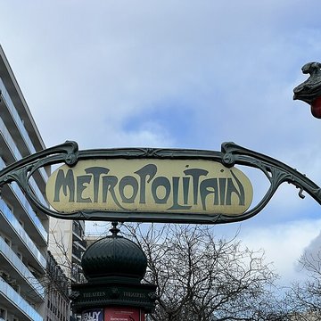 Métropolitain, station Alexandre-Dumas