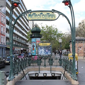 Métropolitain, station Alexandre-Dumas