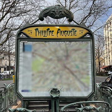 Métropolitain, station Alexandre-Dumas