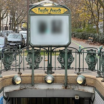 Métropolitain, station Alexandre-Dumas