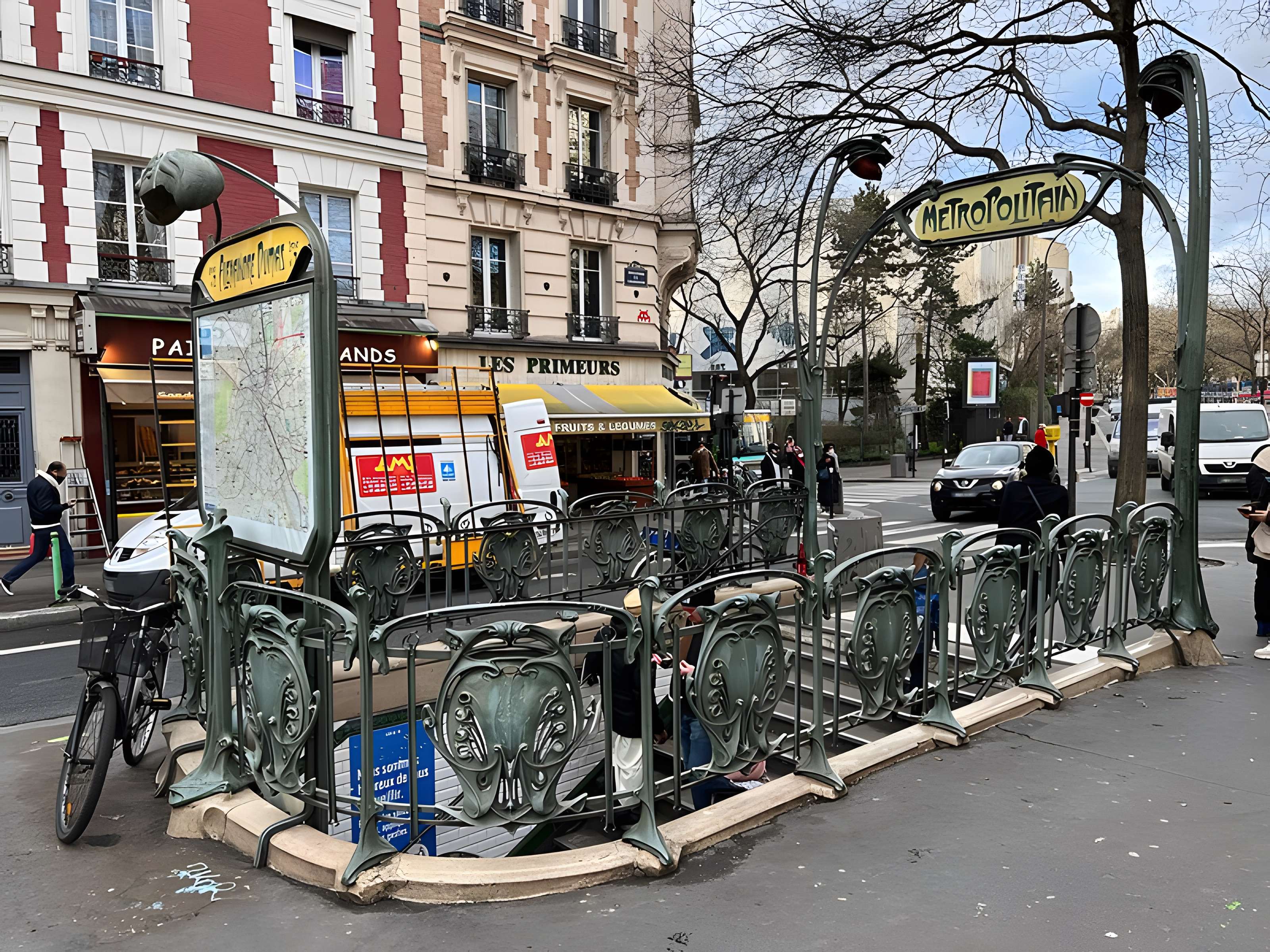 Métropolitain, station Alexandre-Dumas