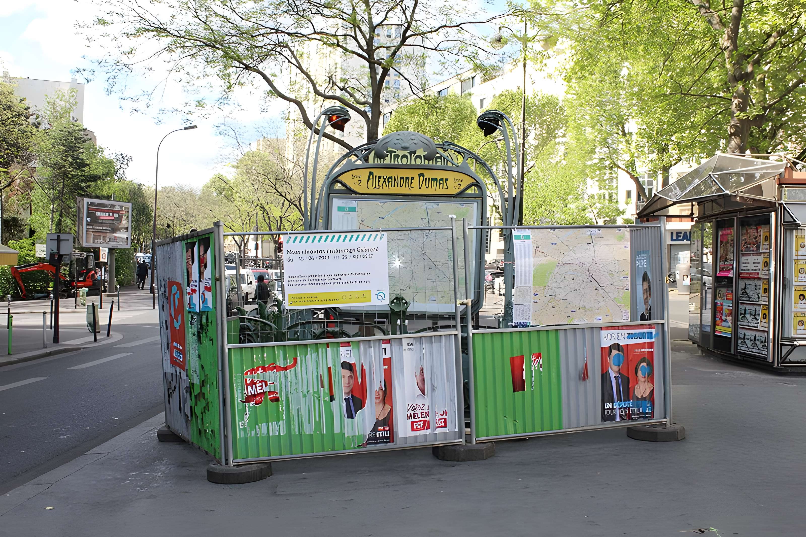 Métropolitain, station Alexandre-Dumas