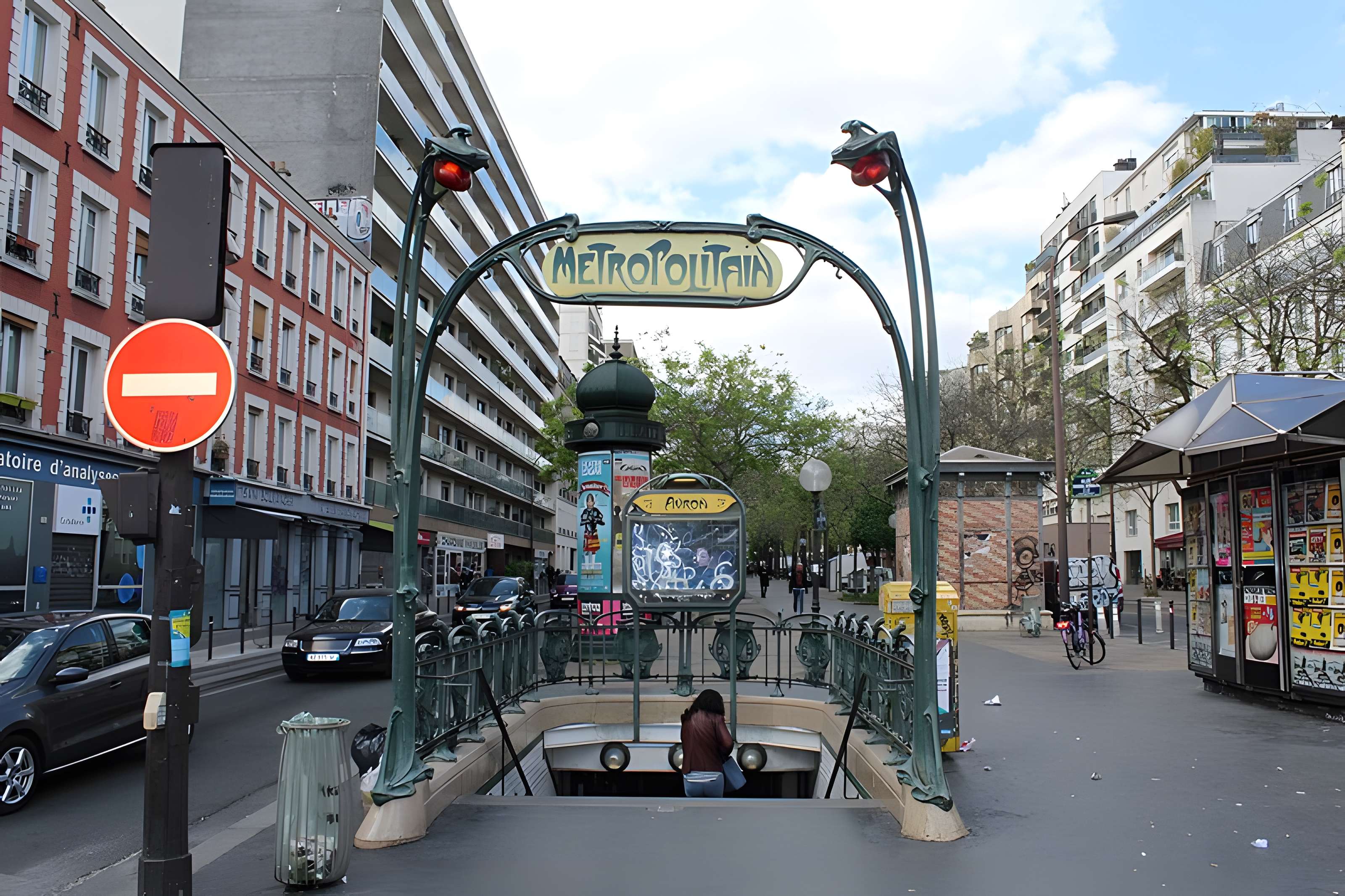 Métropolitain, station Alexandre-Dumas