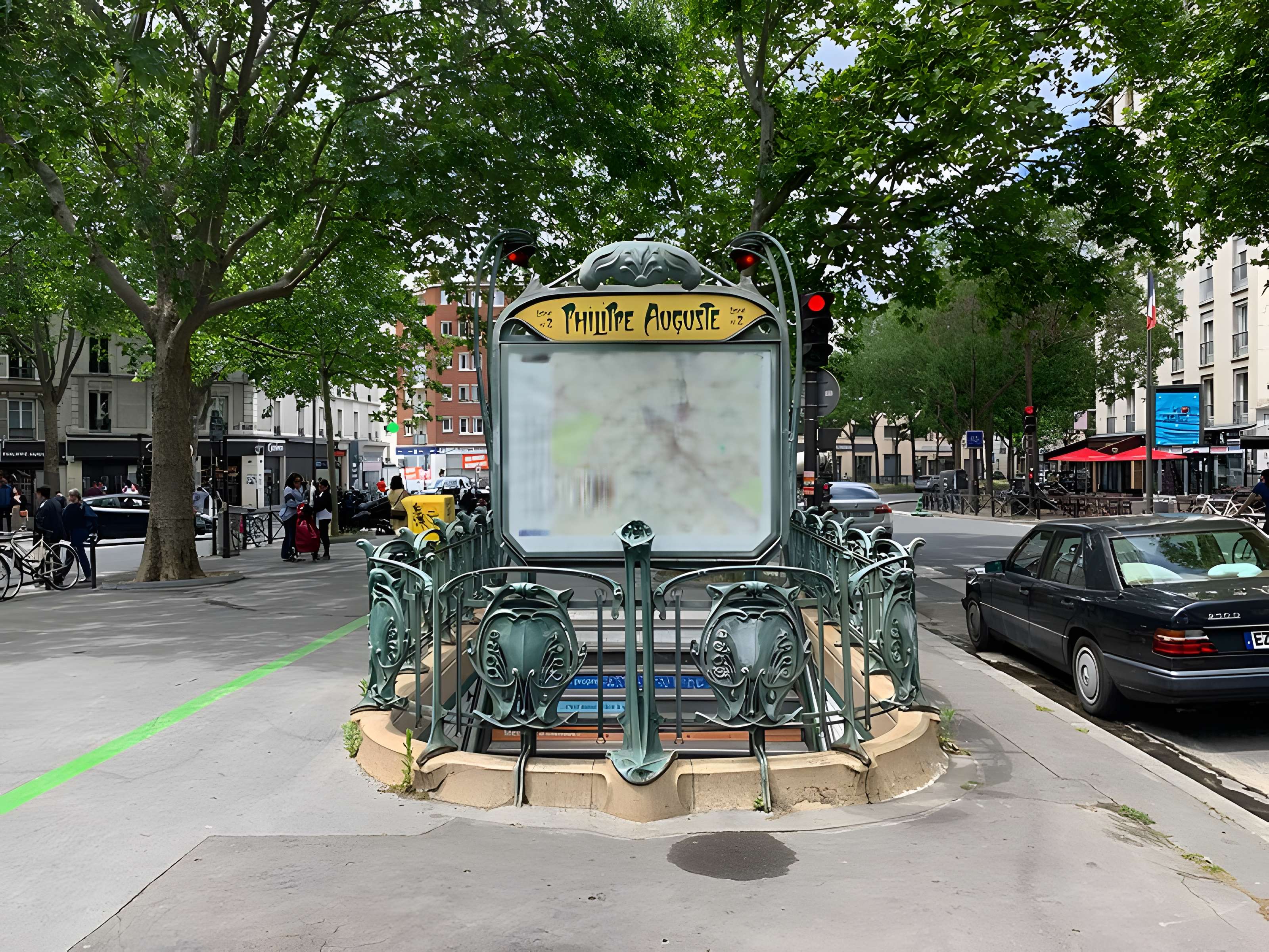 Métropolitain, station Alexandre-Dumas