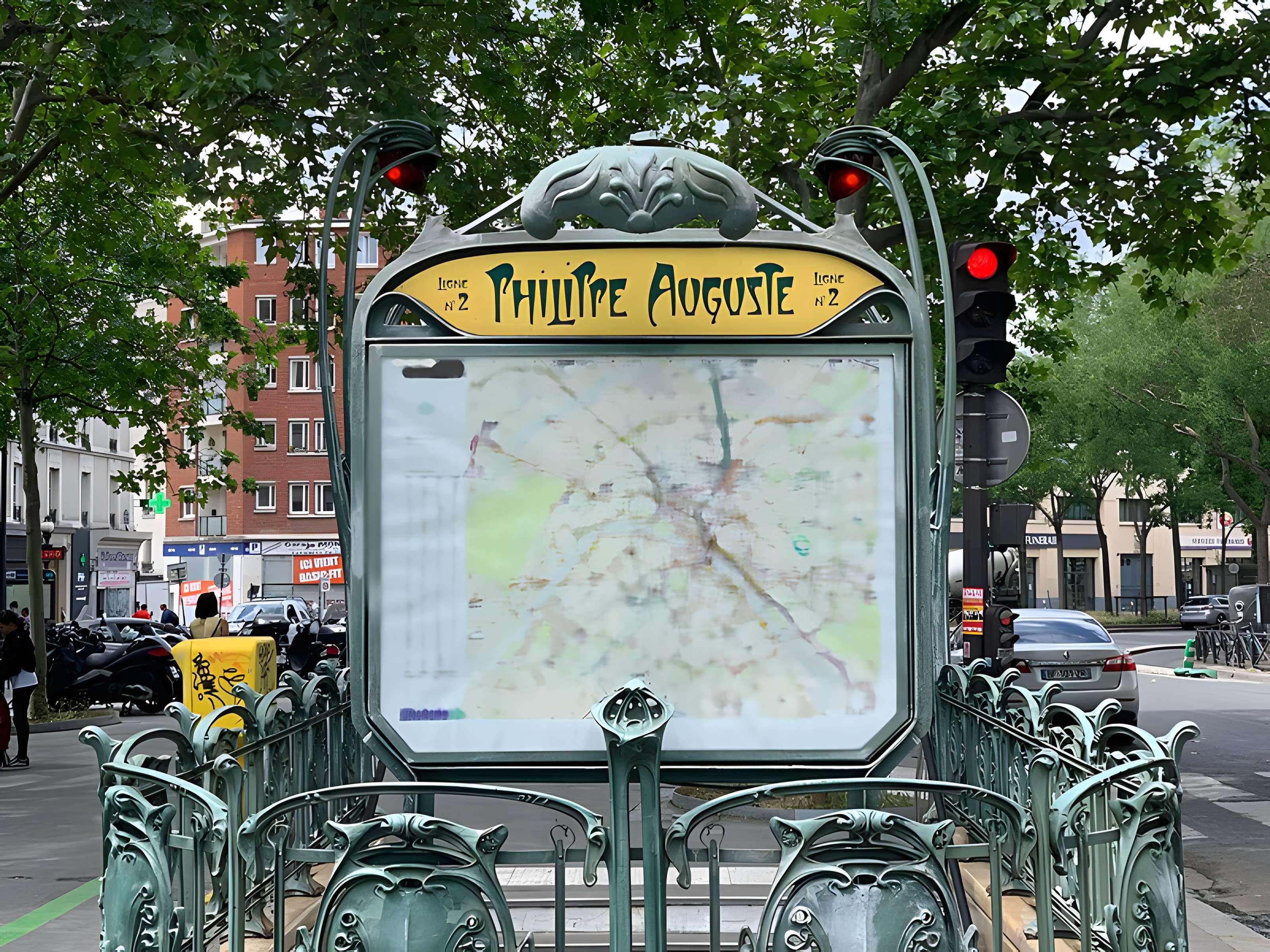 Métropolitain, station Alexandre-Dumas