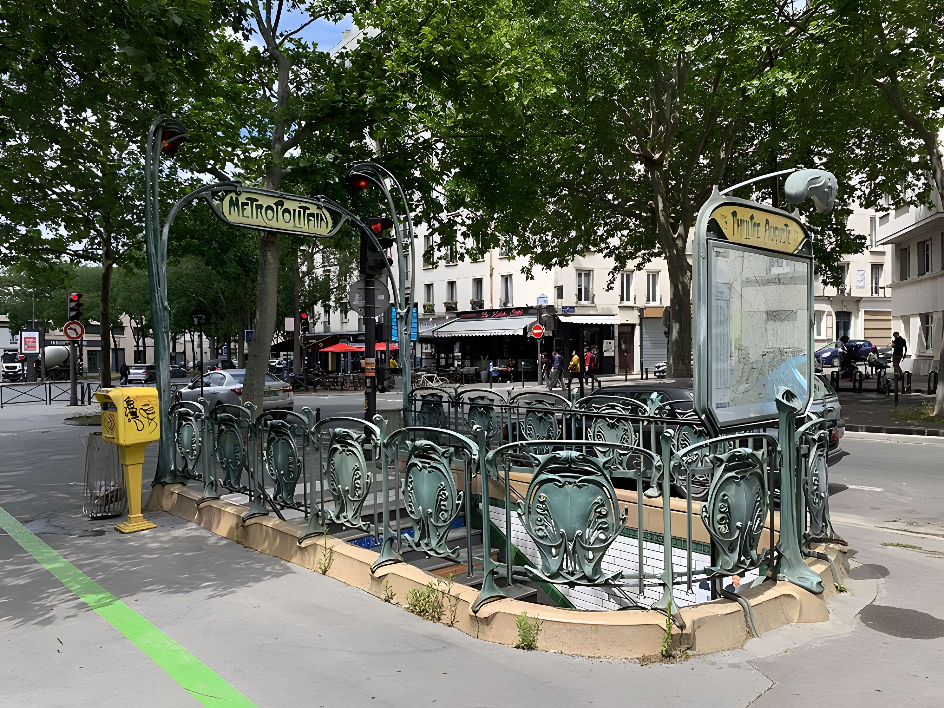 Métropolitain, station Alexandre-Dumas