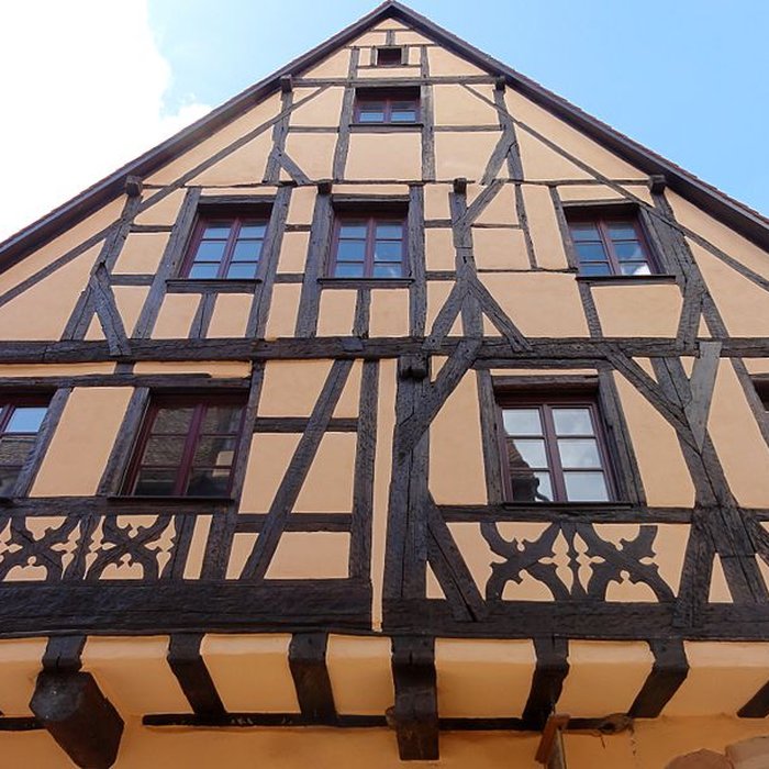 Photo de Maison à lOurs noir à Riquewihr