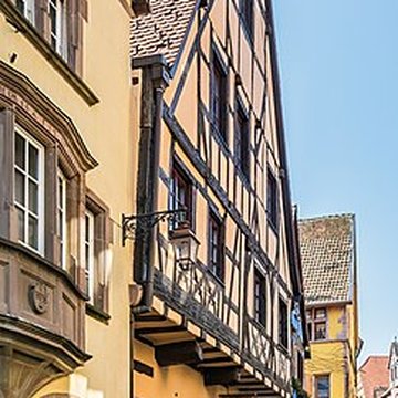 Maison à lOurs noir à Riquewihr