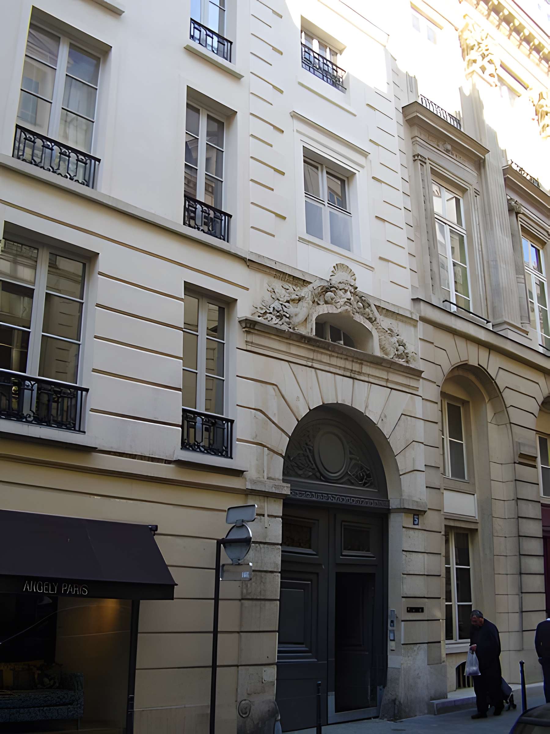 Ancien hôtel