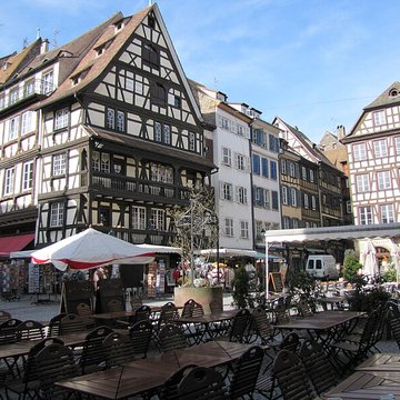 Maison au 1 Place du Marché-aux-Cochons-de-Lait à Strasbourg