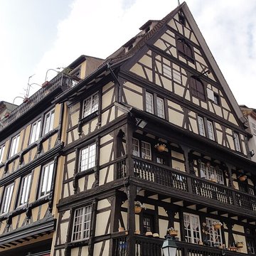 Maison au 1 Place du Marché-aux-Cochons-de-Lait à Strasbourg