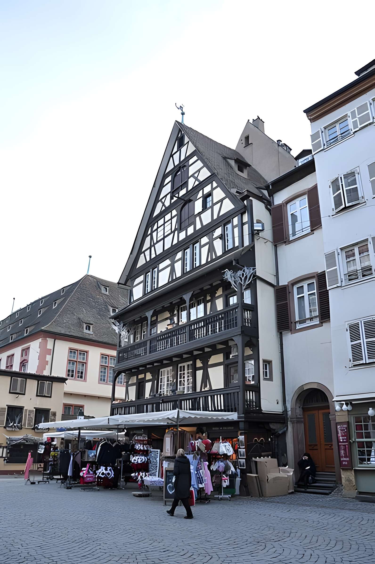 Maison au 1 Place du Marché-aux-Cochons-de-Lait à Strasbourg