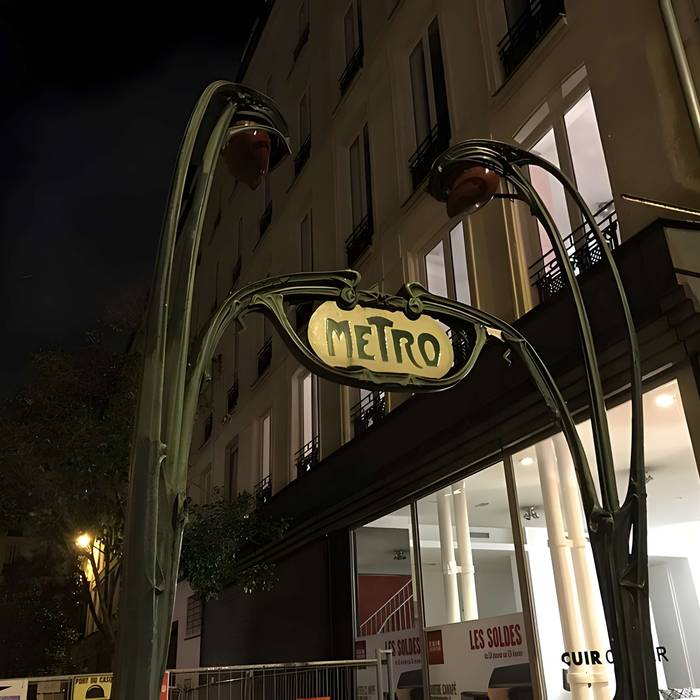 Photo de Métropolitain, station Quatre-Septembre