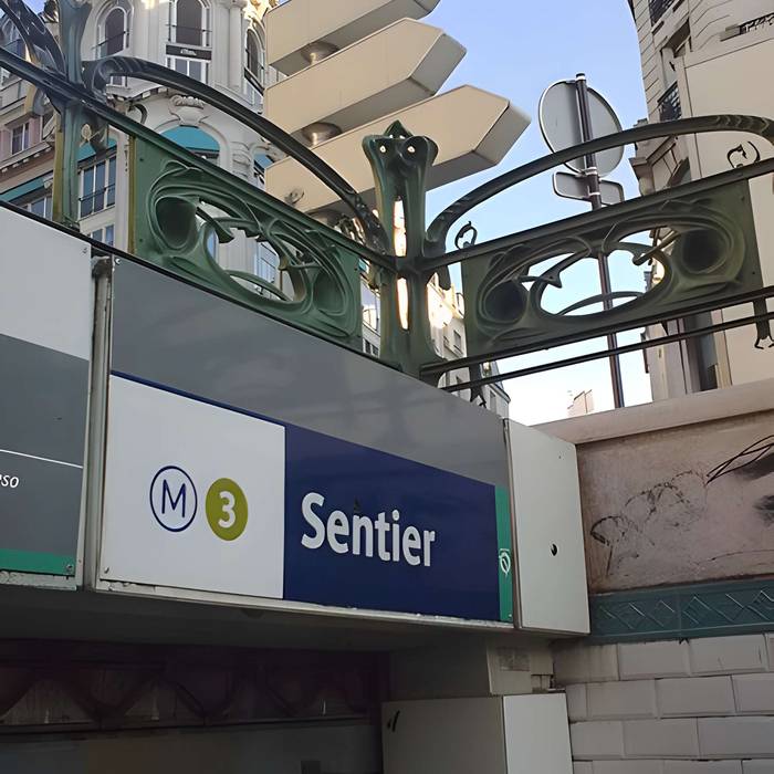 Photo de Métropolitain, station Quatre-Septembre