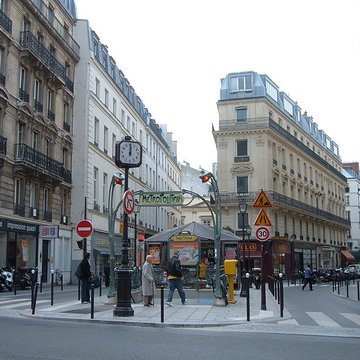 Métropolitain, station Quatre-Septembre