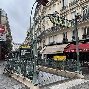 Métropolitain, station Quatre-Septembre