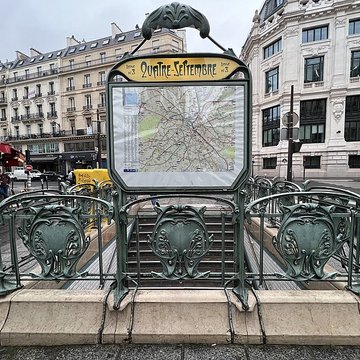 Métropolitain, station Quatre-Septembre