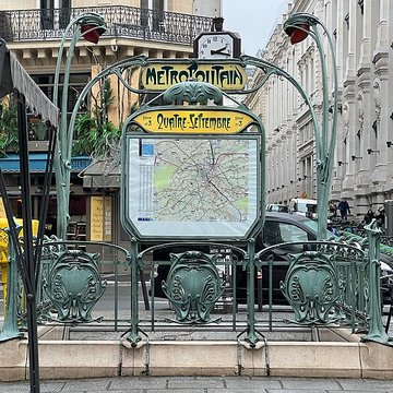 Métropolitain, station Quatre-Septembre