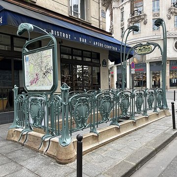 Métropolitain, station Quatre-Septembre