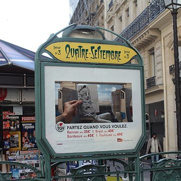 Métropolitain, station Quatre-Septembre