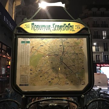 Métropolitain, station Quatre-Septembre