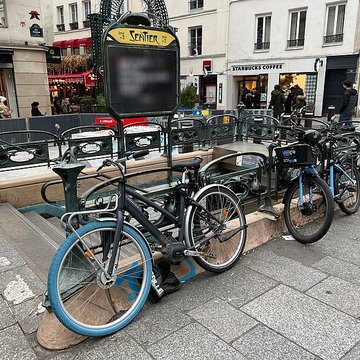 Métropolitain, station Quatre-Septembre