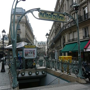 Métropolitain, station Quatre-Septembre