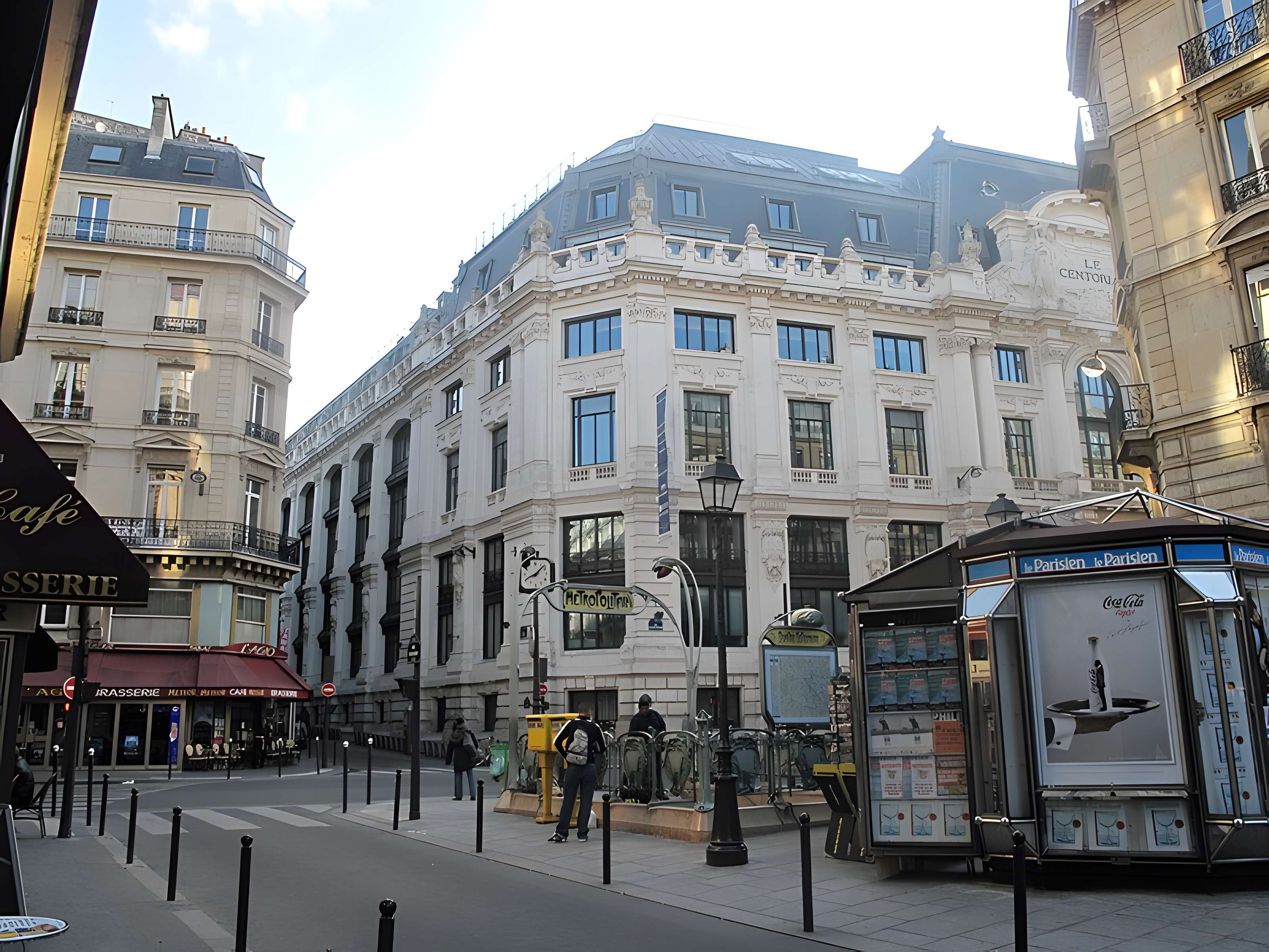 Métropolitain, station Quatre-Septembre