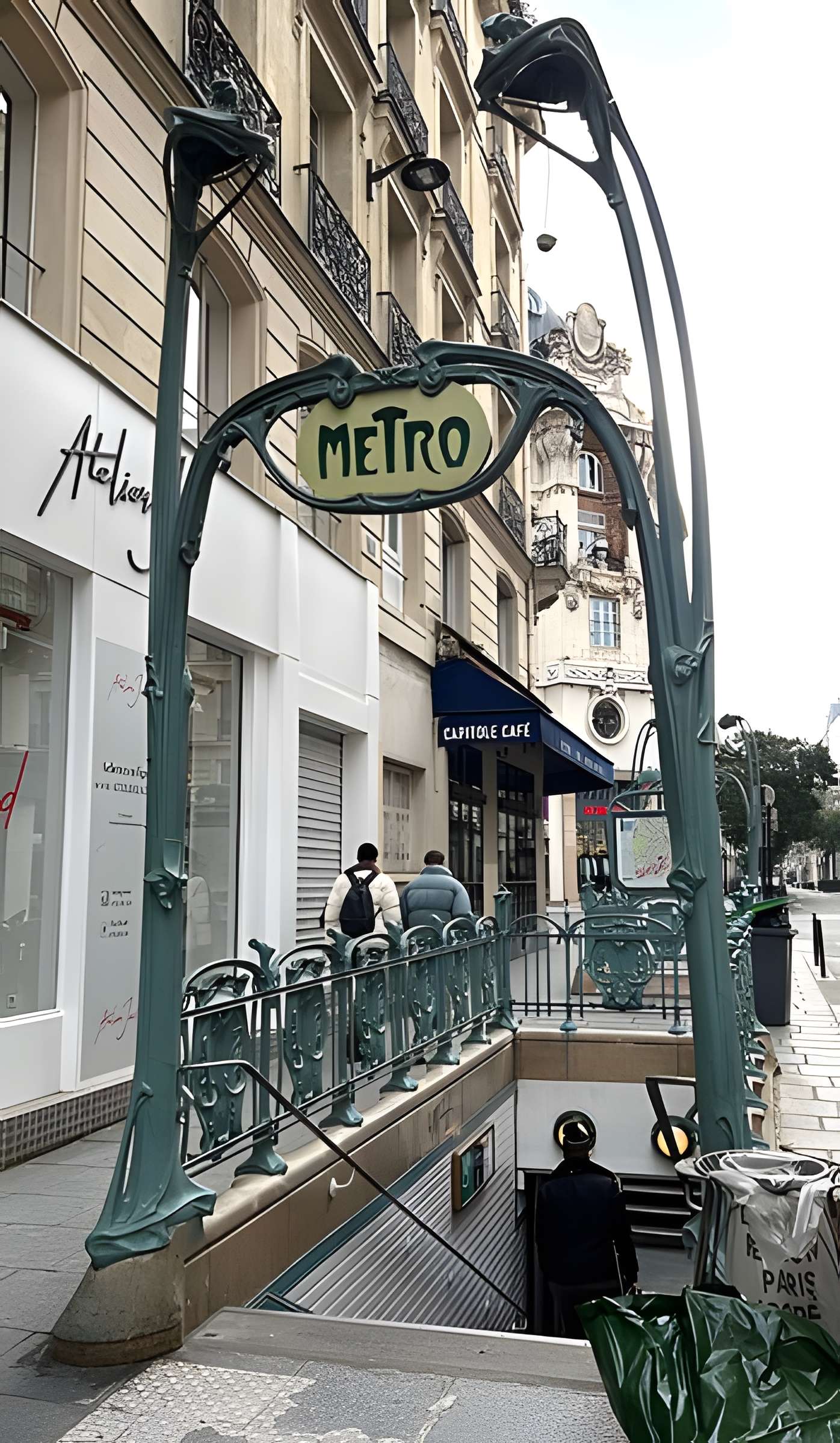 Métropolitain, station Quatre-Septembre