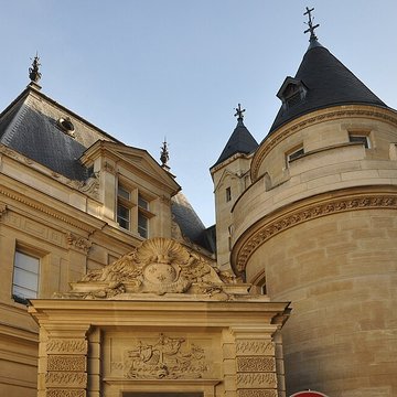 Ancienne abbaye Saint-Martin-des-Champs, actuellement Conservatoire National des Arts et Métiers et Musée National des Techniques