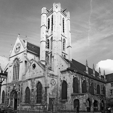 Ancienne abbaye Saint-Martin-des-Champs, actuellement Conservatoire National des Arts et Métiers et Musée National des Techniques